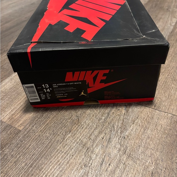 Off-White x Air Jordan 1 High OG ‘UNC’ - Picture 7 of 8